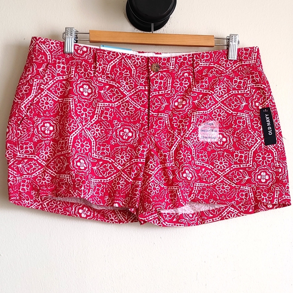 Old Navy Pink Floral Shorts Size 10